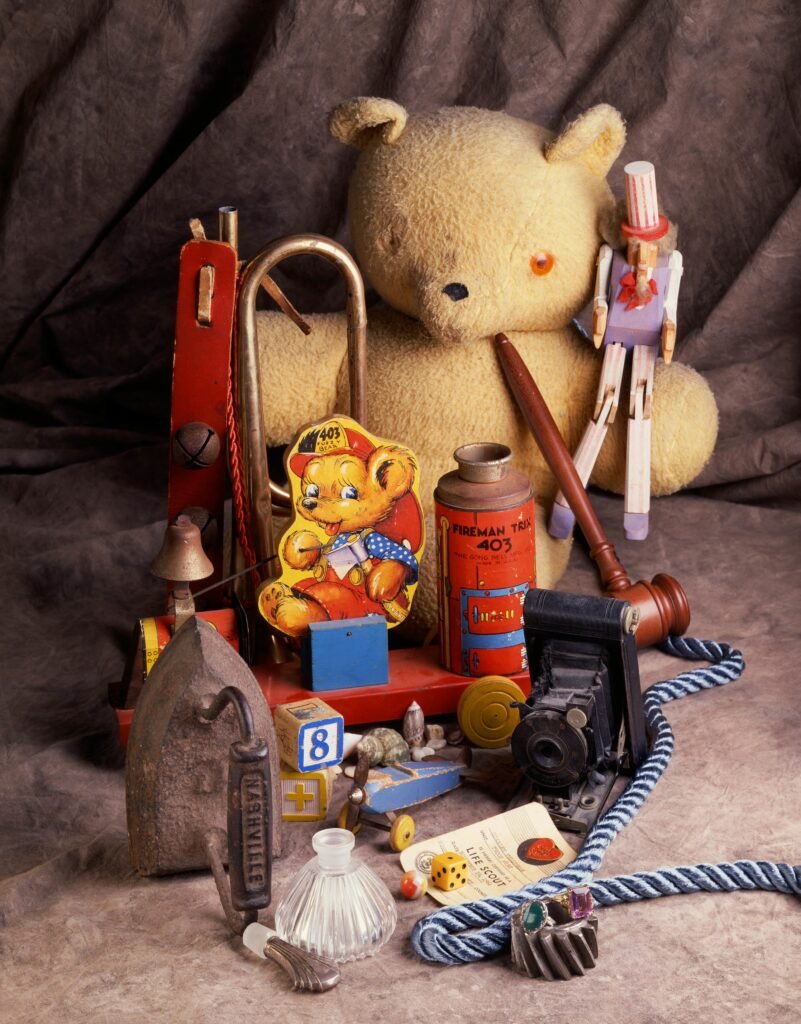 Authenticate Vintage Toys in toyzcollection